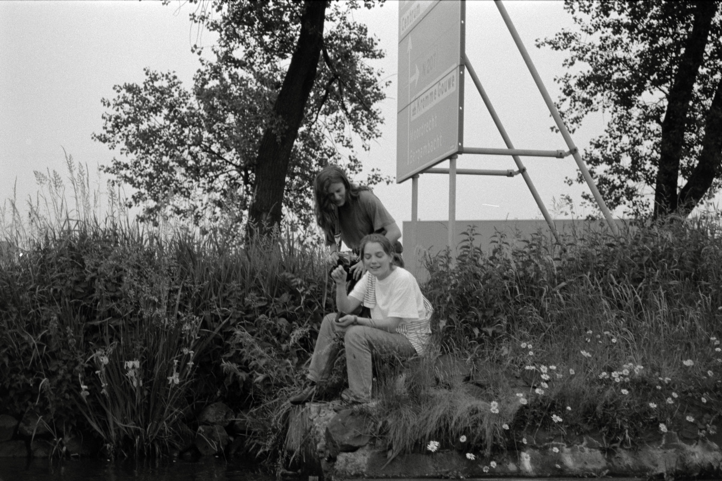 AHP F1992 06 001 sc250507 img21 NLP